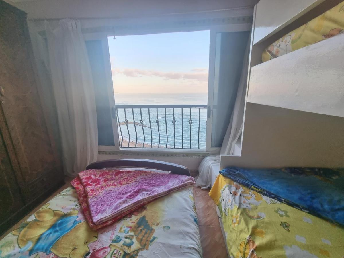 Panoramic Sea View Zamzm Flat Miami Family شقة فندقية زمزم بانورما بشاطئ ميامي - الاسكندرية صف اول مباشر علي بحر - عائلات فقط Alexandria Luaran gambar