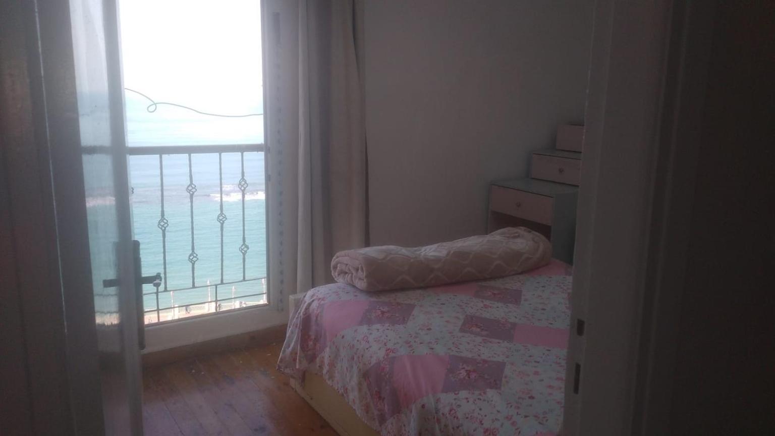 Panoramic Sea View Zamzm Flat Miami Family شقة فندقية زمزم بانورما بشاطئ ميامي - الاسكندرية صف اول مباشر علي بحر - عائلات فقط Alexandria Luaran gambar